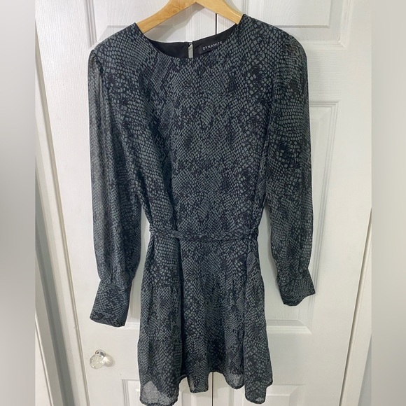 Long sleeve snake print green dress - Picture 2 of 5